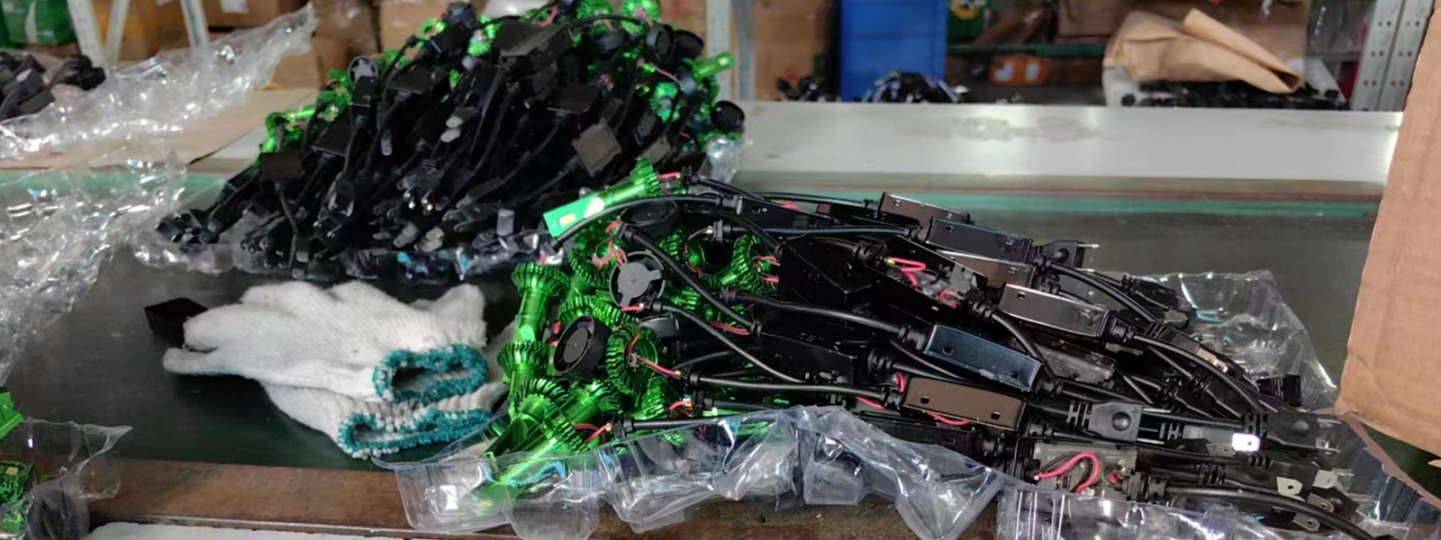 Guangzhou Baobao Lighting Co., Ltd. manufacturer production line
