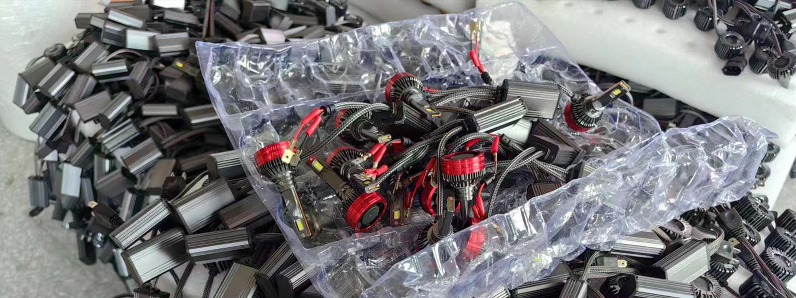 Guangzhou Baobao Lighting Co., Ltd. manufacturer production line